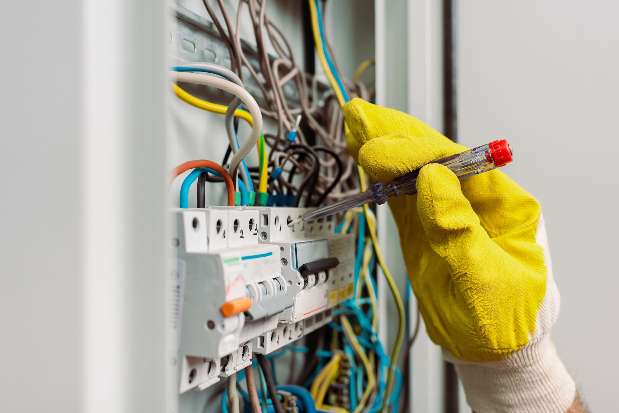 4 erreurs courantes à éviter lors de l&#8217;installation d&#8217;un tableau électrique Valentigney